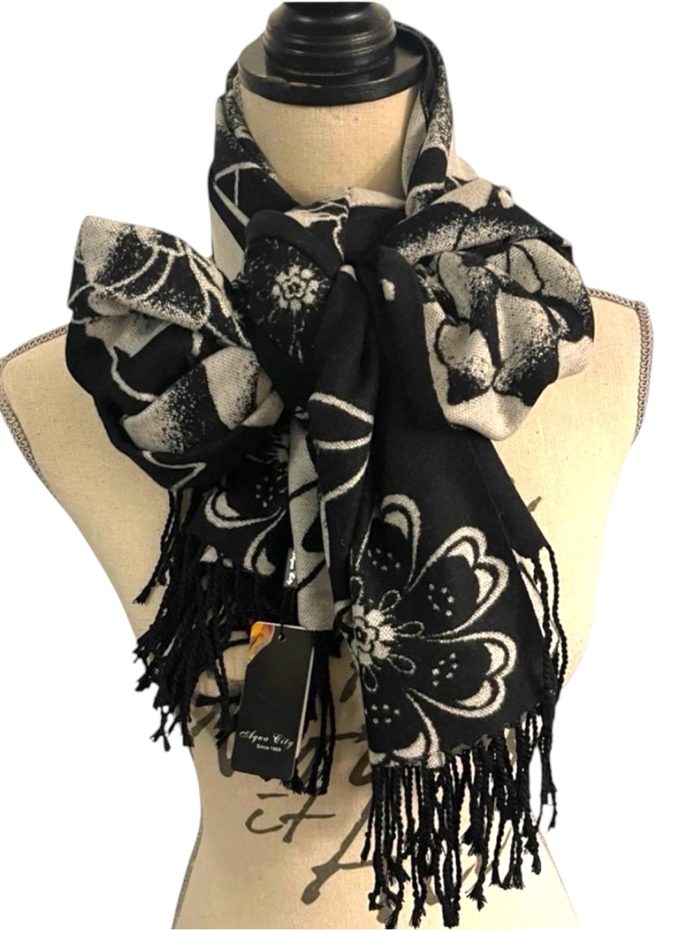 NWT Aqua City (Japan) Black/White Floral Mulberry Silk Reversible Blanket Wrap